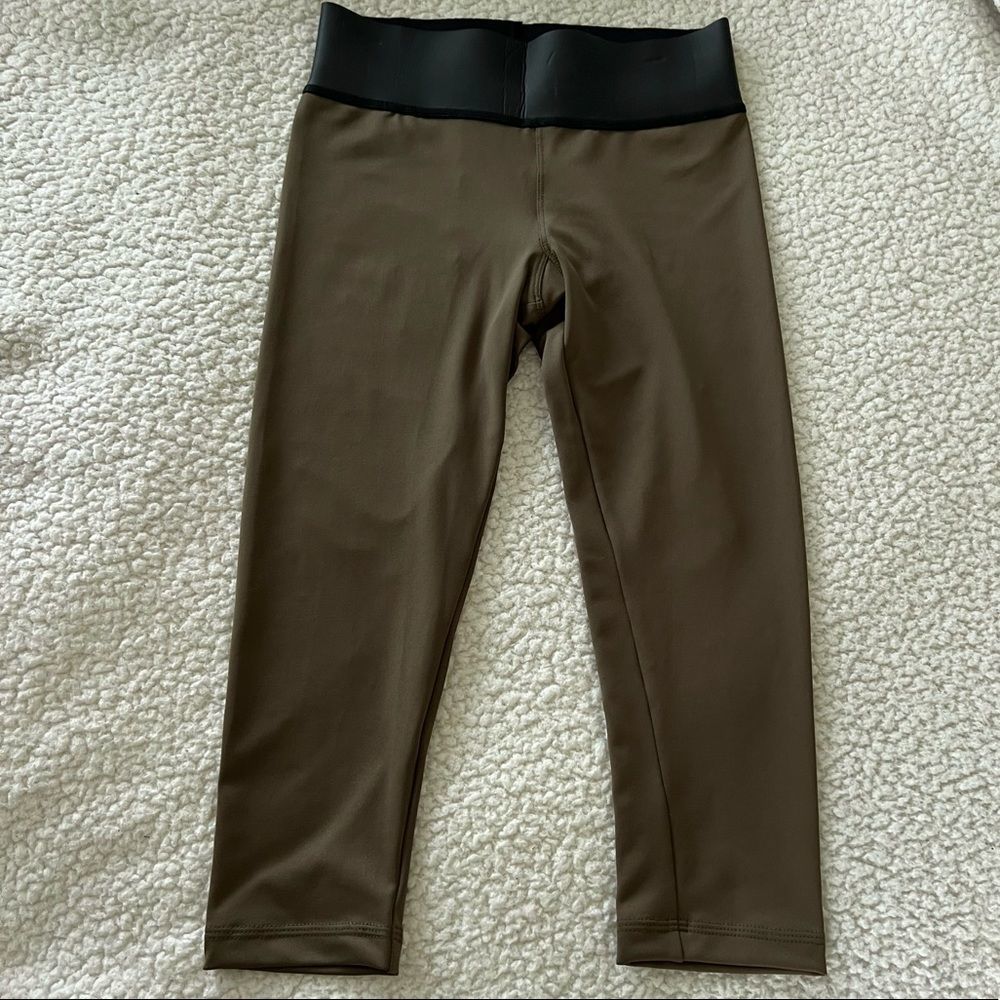 NWT Olympia Activewear Kore Neo Cropped Leggings, Army Green. Size P (0-2) - Picture 6 of 11